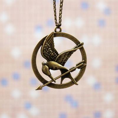 Mockingjay pin necklace,3D bronze Hunger games necklace,hipster jewelry,catching fire necklace,bird necklace,high quality necklace