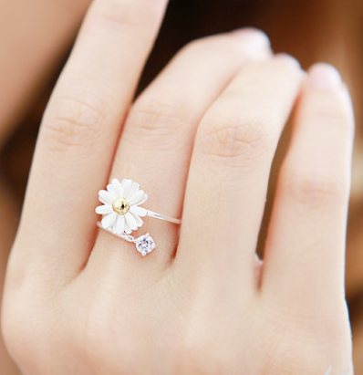 Cute Daisy Flower Stretch Ring